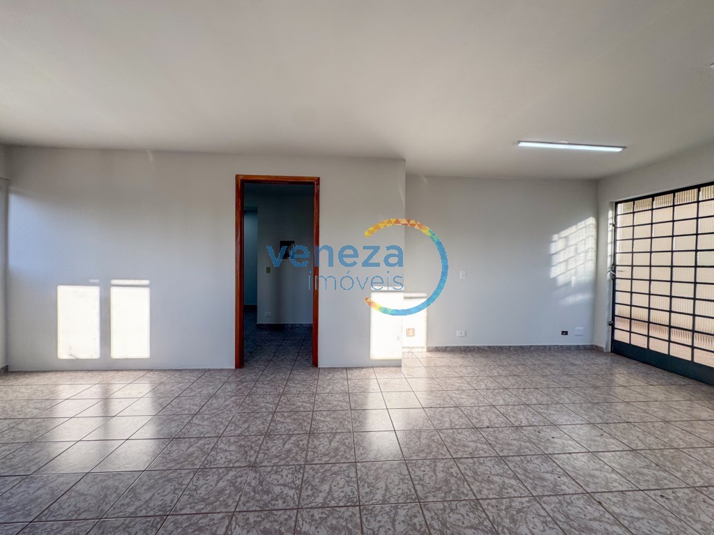 Sala à venda no bairro Centro de Londrina com 49.79m<sup>2</sup> útil