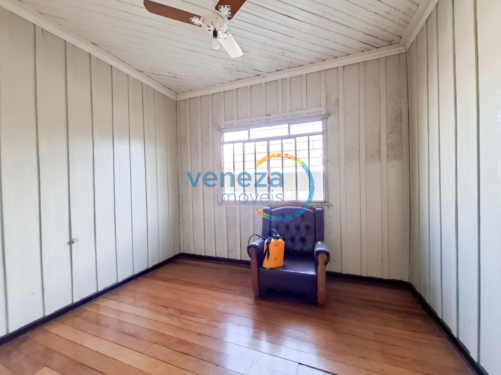 Casa Residencial à venda no bairro Recreio de Londrina com 51m<sup>2</sup> útil, 2 quartos, 1 vaga de garagem