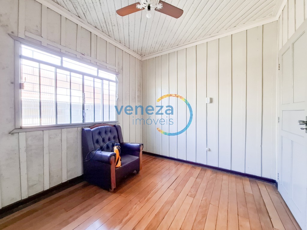 Casa Residencial à venda no bairro Recreio de Londrina com 51m<sup>2</sup> útil, 2 quartos, 1 vaga de garagem