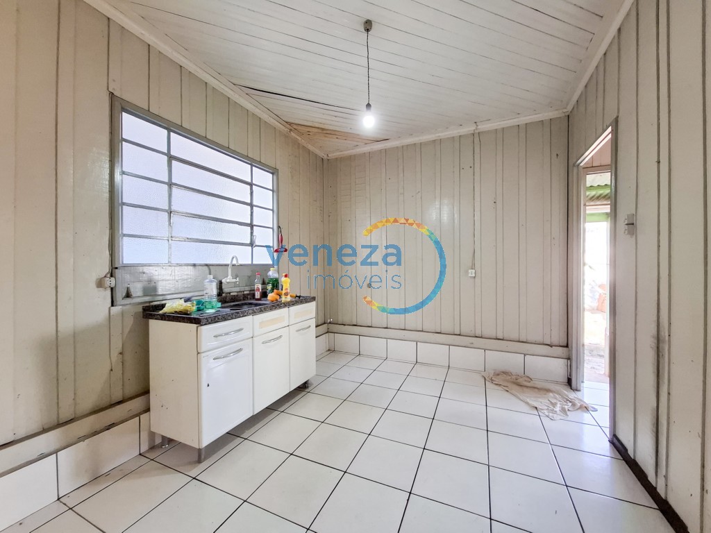 Casa Residencial à venda no bairro Recreio de Londrina com 51m<sup>2</sup> útil, 2 quartos, 1 vaga de garagem