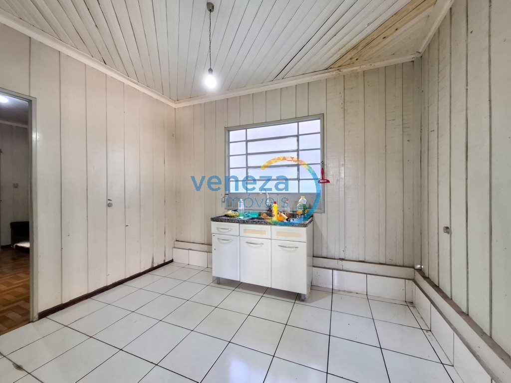 Casa Residencial à venda no bairro Recreio de Londrina com 51m<sup>2</sup> útil, 2 quartos, 1 vaga de garagem