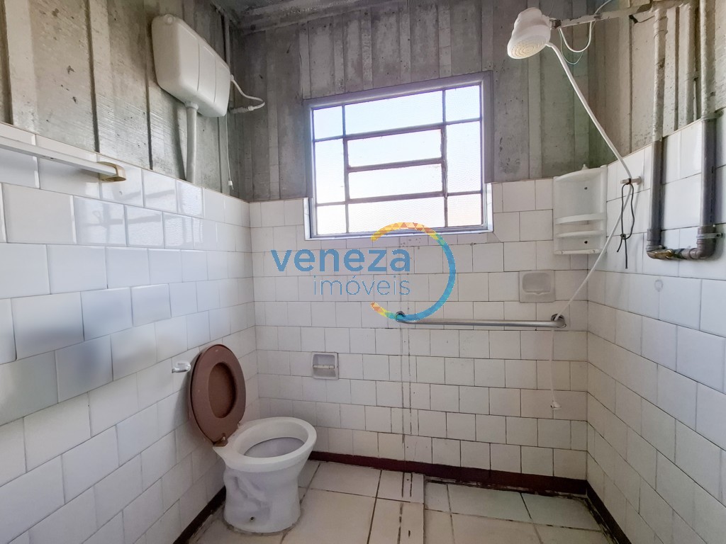 Casa Residencial à venda no bairro Recreio de Londrina com 51m<sup>2</sup> útil, 2 quartos, 1 vaga de garagem