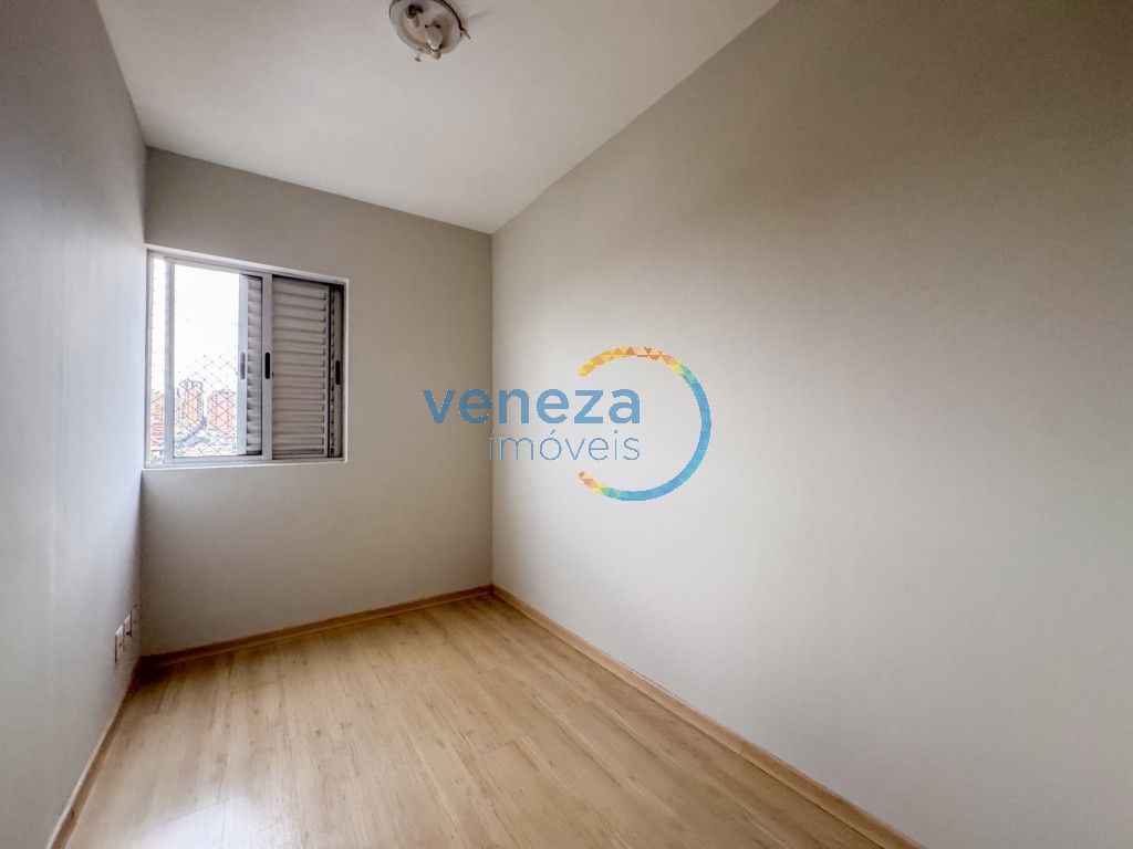 Apartamento à venda no bairro Centro de Londrina com 80m<sup>2</sup> útil, 3 quartos, 2 vagas de garagem