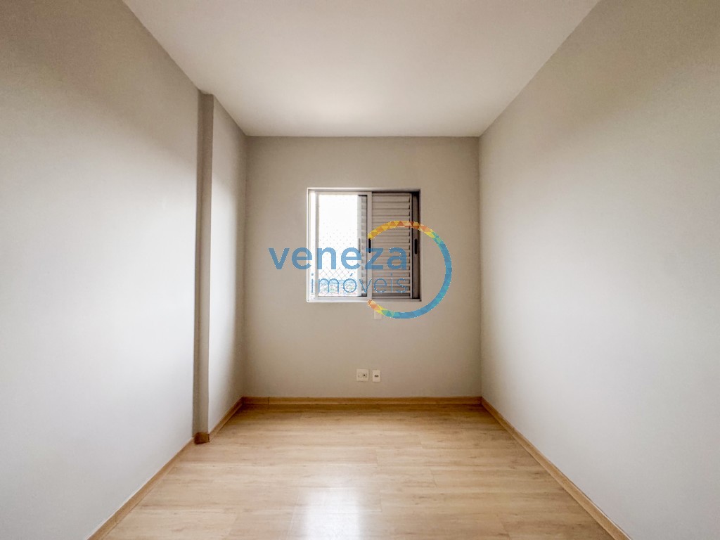 Apartamento à venda no bairro Centro de Londrina com 80m<sup>2</sup> útil, 3 quartos, 2 vagas de garagem