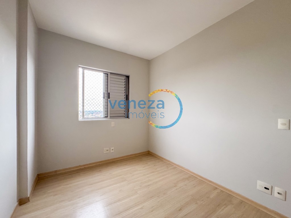 Apartamento à venda no bairro Centro de Londrina com 80m<sup>2</sup> útil, 3 quartos, 2 vagas de garagem