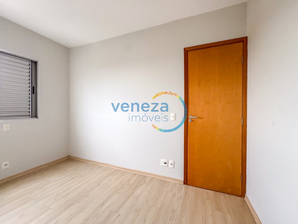 Apartamento à venda no bairro Centro de Londrina com 80m<sup>2</sup> útil, 3 quartos, 2 vagas de garagem