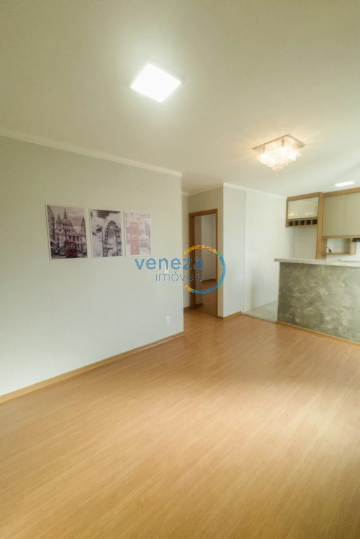 Apartamento para venda no Cidade Industrial II em Londrina com 54m² por R$ 245.000,00