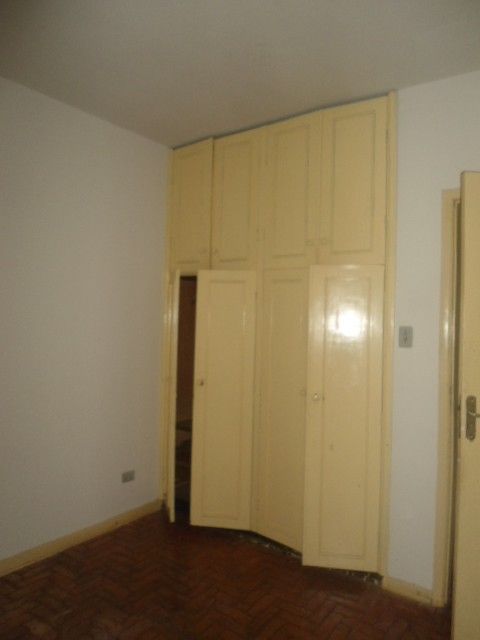 Casa Residencial à venda no bairro Albatroz de Londrina com 110m<sup>2</sup> útil, 3 quartos, 1 vaga de garagem