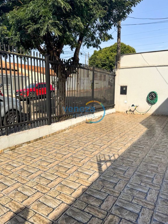 Casa Residencial para venda no Lindoia em Londrina com 210m² por R$ 490.000,00