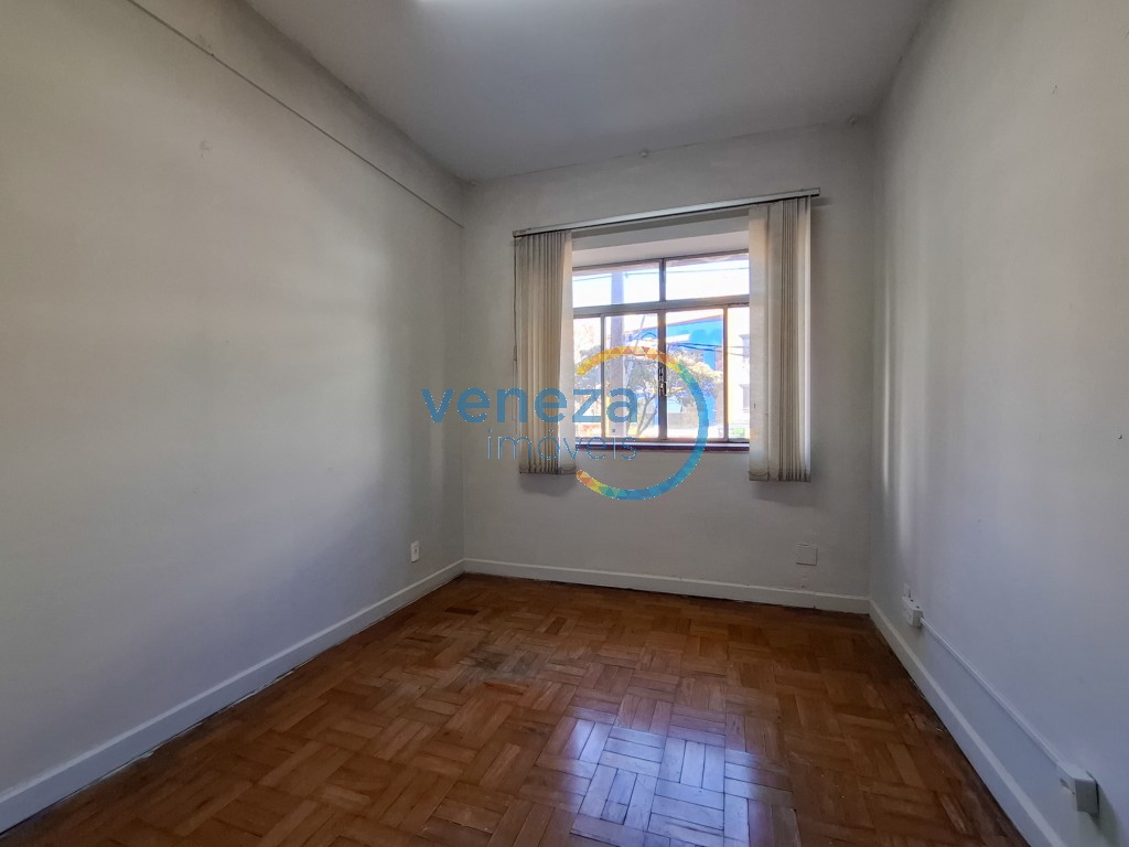 Sala para locacao no Centro em Londrina com 41,84m² por R$ 812,50