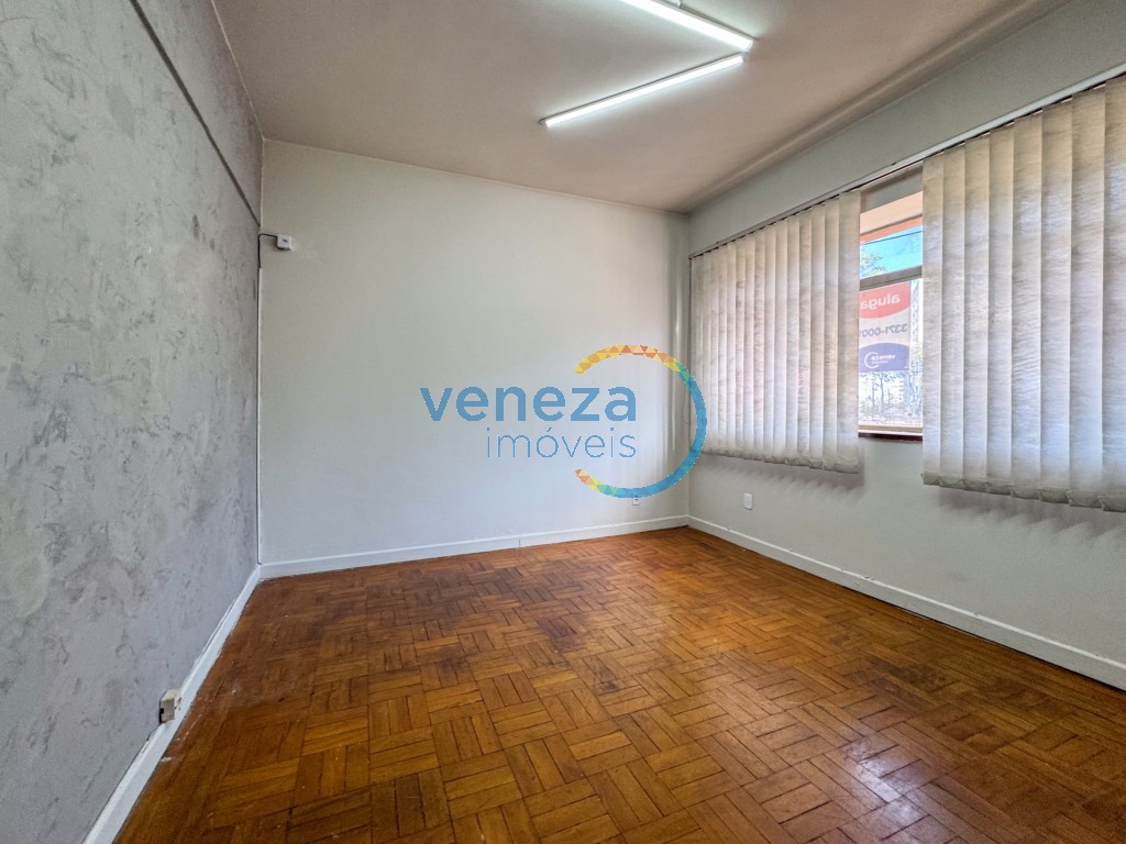 Sala para locação no bairro Centro de Londrina com 41.84m<sup>2</sup> útil - Foto 14
