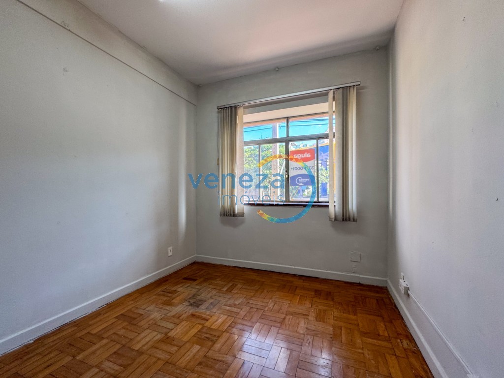 Sala para locação no bairro Centro de Londrina com 41.84m<sup>2</sup> útil - Foto 16