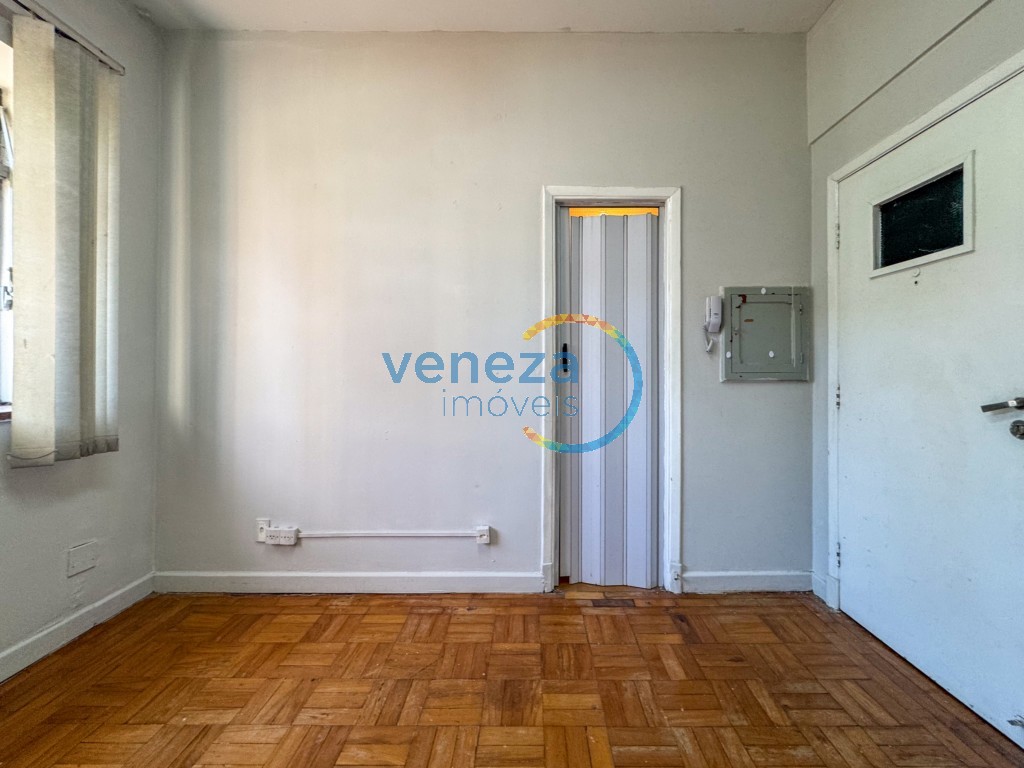 Sala para locação no bairro Centro de Londrina com 41.84m<sup>2</sup> útil - Foto 21