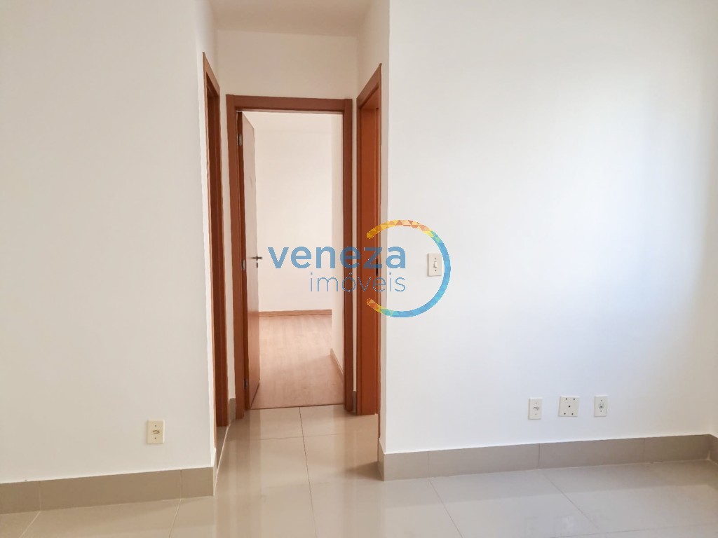 Apartamento para venda no Boulevard em Londrina com 52m² por R$ 179.000,00