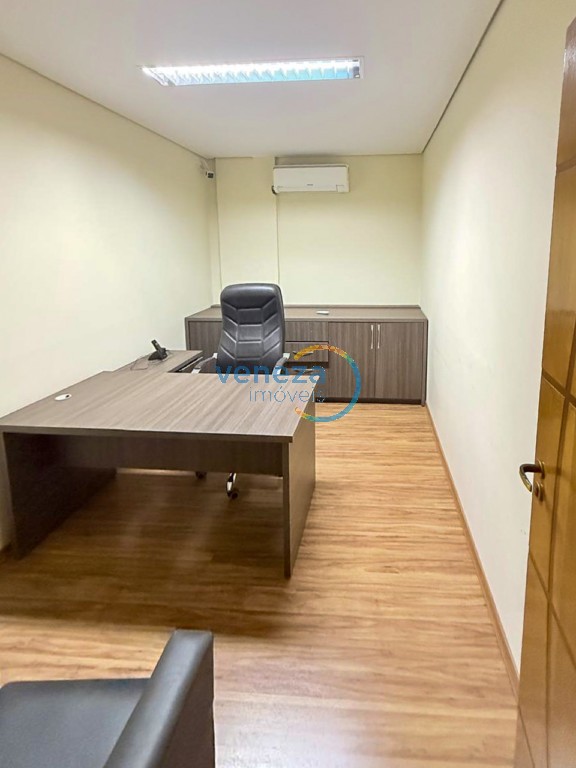 Sala para locacao no Centro em Londrina com 55m² por R$ 700,00