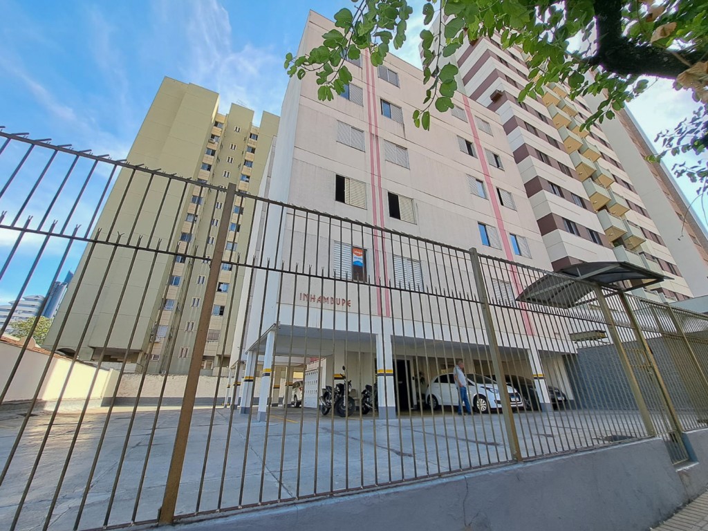 Apartamento para locacao no Centro em Londrina com 50m² por R$ 1.100,00