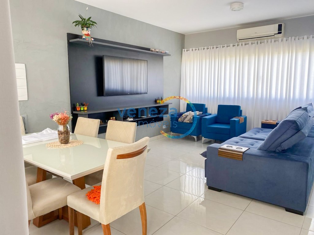 Casa Residencial à venda no bairro Lon Rita de Londrina com 226.8m<sup>2</sup> útil, 4 quartos, 5 vagas de garagem