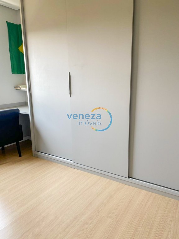 Casa Residencial à venda no bairro Lon Rita de Londrina com 226.8m<sup>2</sup> útil, 4 quartos, 5 vagas de garagem