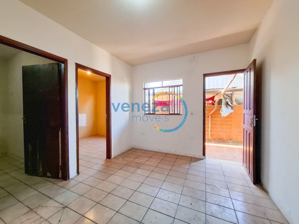 Casa Residencial para locacao no Leonor em Londrina com 51,25m² por R$ 800,00