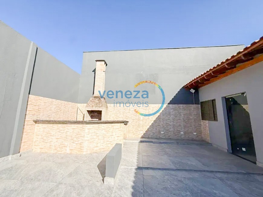 Casa Residencial à venda no bairro Sao Pedro de Londrina com 140m<sup>2</sup> útil, 3 quartos, 2 vagas de garagem