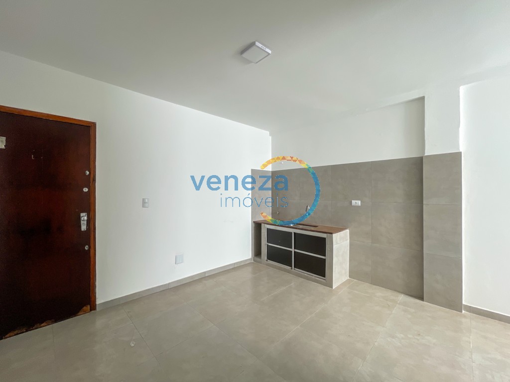Apartamento para locacao no Centro em Londrina com 100m² por R$ 1.450,00