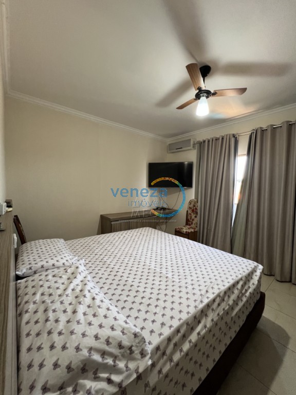 Casa Residencial à venda no bairro Jardim Antonio Semprebom de Ibipora com 214m<sup>2</sup> útil, 3 quartos, 2 vagas de garagem