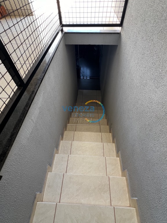 Casa Residencial à venda no bairro Jardim Antonio Semprebom de Ibipora com 214m<sup>2</sup> útil, 3 quartos, 2 vagas de garagem