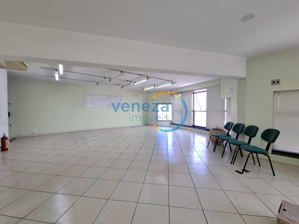 Sala para locacao no Centro em Londrina com 135m² por R$ 3.300,00