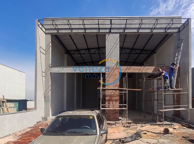 Barracão para locação no bairro Abussafe de Londrina com 176m<sup>2</sup> útil