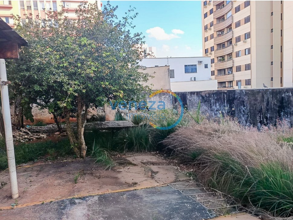 Terreno para venda no Brasil em Londrina com 656,25m² por R$ 1.350.000,00