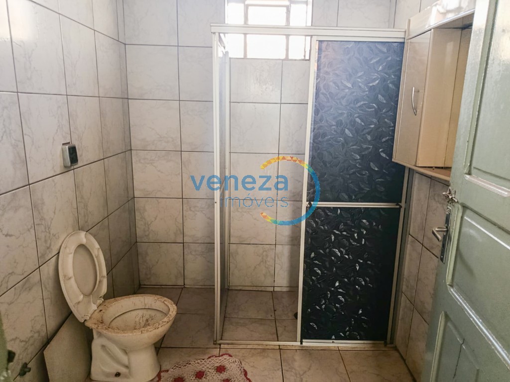 Terreno à venda no bairro Brasil de Londrina com 656.25m<sup>2</sup> total