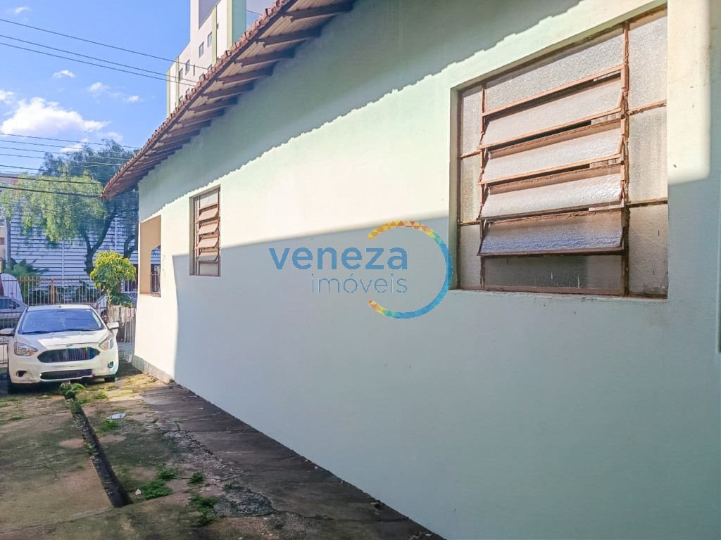 Terreno à venda no bairro Brasil de Londrina com 656.25m<sup>2</sup> total