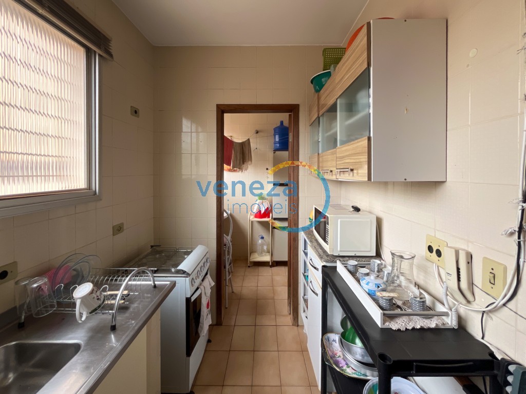 Apartamento à venda no bairro Centro de Londrina com 70m<sup>2</sup> útil, 3 quartos, 1 vaga de garagem