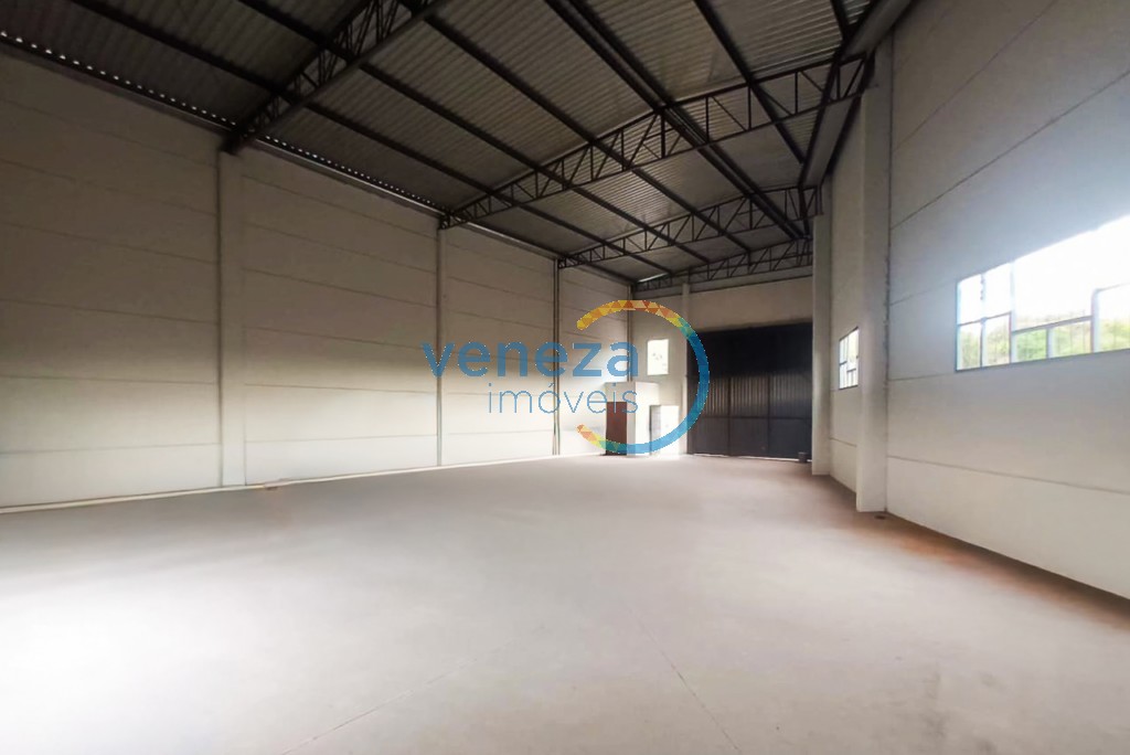 Barracão para locação no bairro Portal de Versalhes de Londrina com 294.18m<sup>2</sup> útil