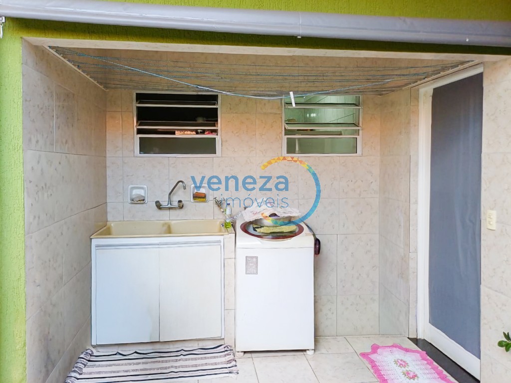 Casa Residencial para venda no bairro Melleiro de Londrina - Foto 12