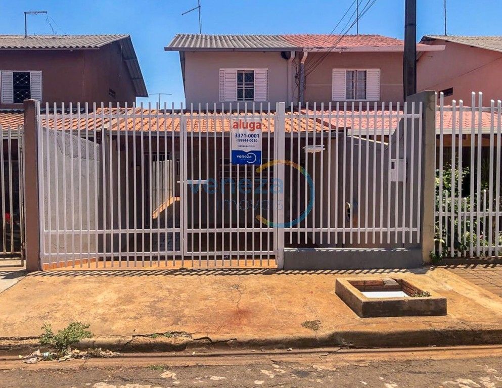 Casa Residencial à venda no bairro Santa Maria de Londrina com 116.18m<sup>2</sup> útil, 4 quartos, 1 vaga de garagem