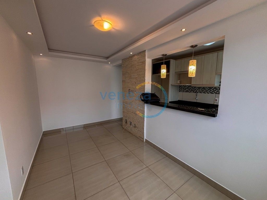Apartamento à venda no bairro Hipica de Londrina com 44.67m<sup>2</sup> útil, 2 quartos, 1 vaga de garagem
