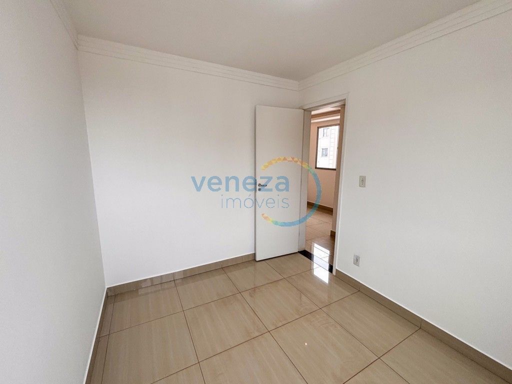 Apartamento à venda no bairro Hipica de Londrina com 44.67m<sup>2</sup> útil, 2 quartos, 1 vaga de garagem