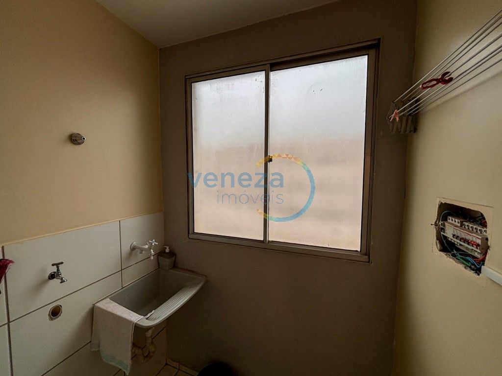 Apartamento à venda no bairro Hipica de Londrina com 44.67m<sup>2</sup> útil, 2 quartos, 1 vaga de garagem