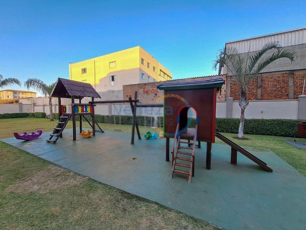 Apartamento à venda no bairro Hipica de Londrina com 44.67m<sup>2</sup> útil, 2 quartos, 1 vaga de garagem