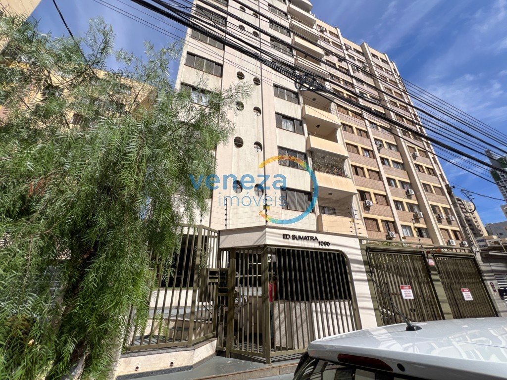 Apartamento para venda no Centro em Londrina com 116,84m² por R$ 240.000,00