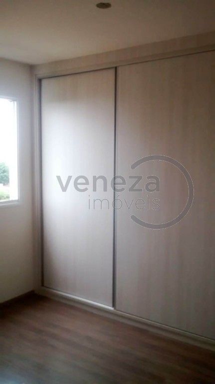 Apartamento à venda no bairro Gleba Palhano de Londrina com 75m<sup>2</sup> útil, 3 quartos, 1 vaga de garagem
