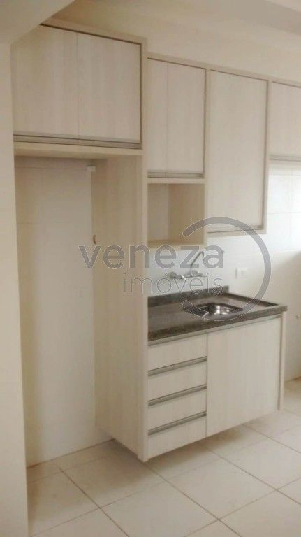 Apartamento à venda no bairro Gleba Palhano de Londrina com 75m<sup>2</sup> útil, 3 quartos, 1 vaga de garagem