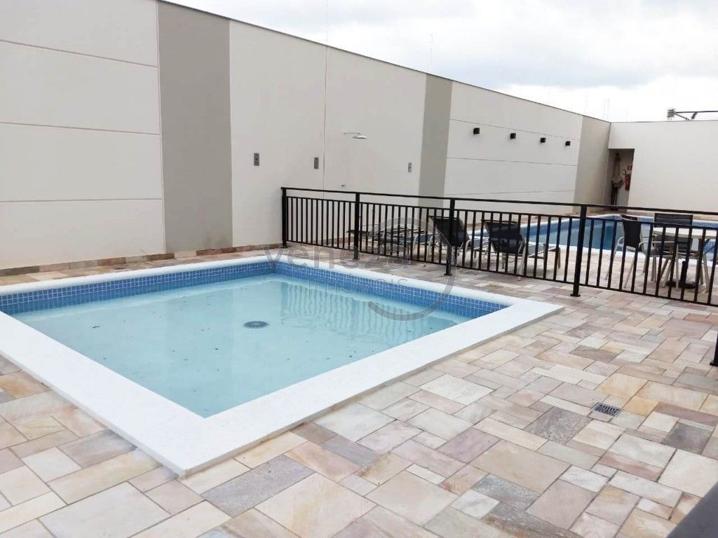 Apartamento à venda no bairro Gleba Palhano de Londrina com 75m<sup>2</sup> útil, 3 quartos, 1 vaga de garagem