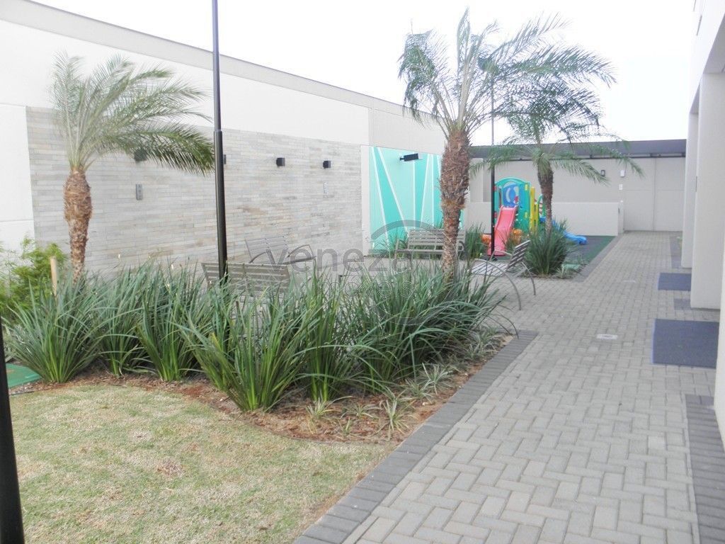 Apartamento à venda no bairro Gleba Palhano de Londrina com 75m<sup>2</sup> útil, 3 quartos, 1 vaga de garagem