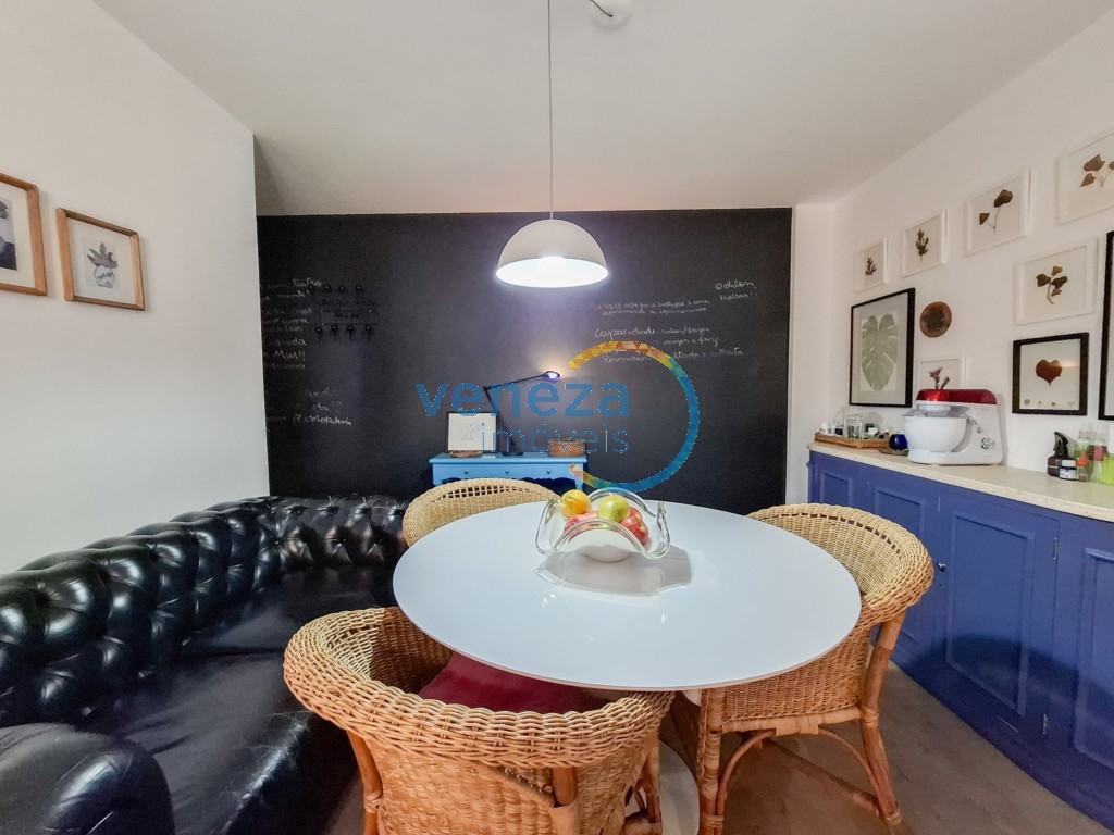 Apartamento à venda no bairro Brasil de Londrina com 74.61m<sup>2</sup> útil, 3 quartos, 1 vaga de garagem