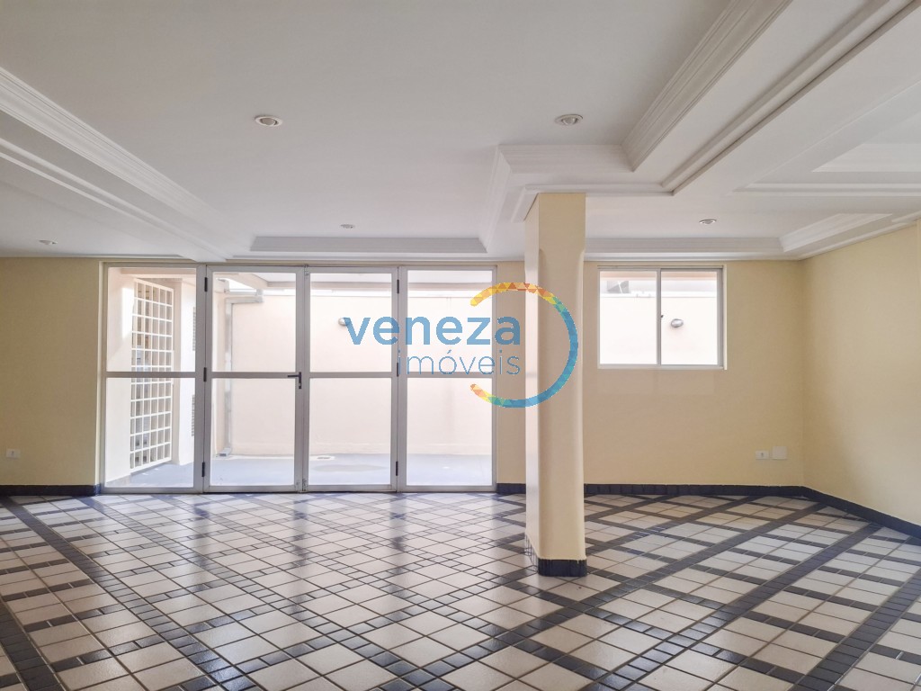 Apartamento à venda no bairro Brasil de Londrina com 74.61m<sup>2</sup> útil, 3 quartos, 1 vaga de garagem