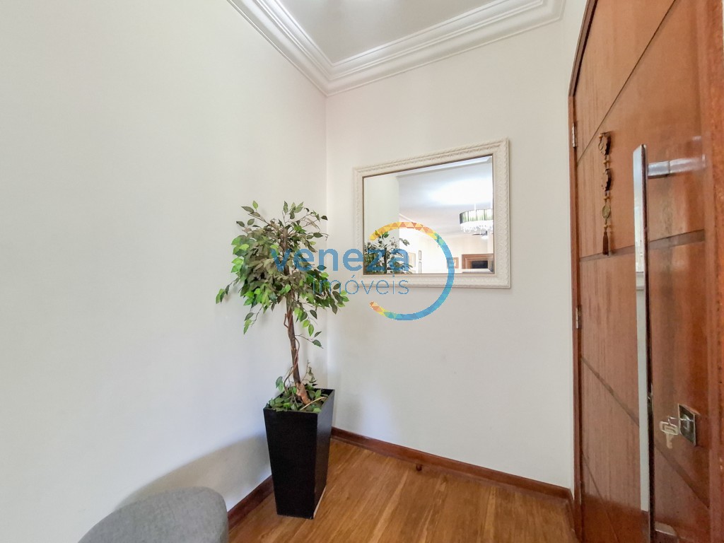 Apartamento para venda no Centro em Londrina com 398,93m² por R$ 800.000,00