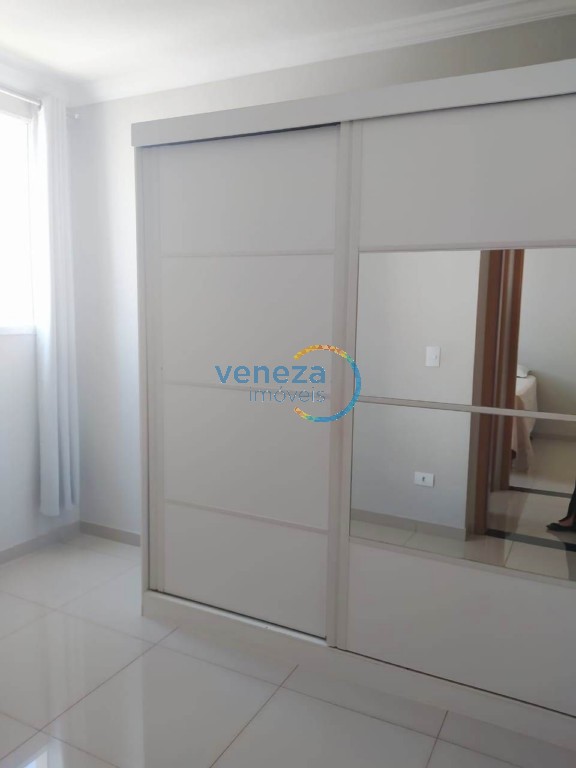 Apartamento à venda no bairro Maria Luiza de Londrina com 45m<sup>2</sup> útil, 2 quartos, 1 vaga de garagem