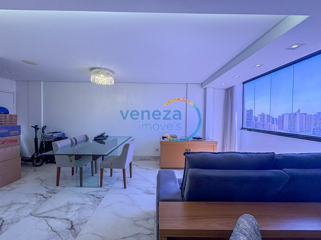 Apartamento à venda no bairro Centro de Londrina com 185.13m<sup>2</sup> útil, 4 quartos, 1 vaga de garagem